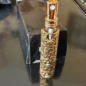 Unique and vintage perfume vaporizer